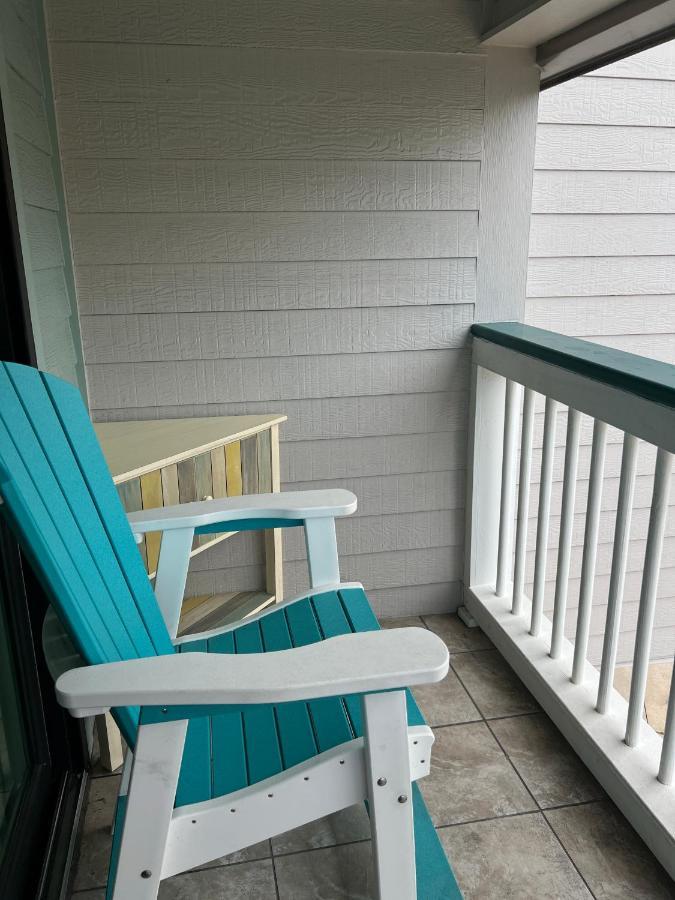 Sun Splashed Condo! Steps To Beach And 2 Pools Galveston Island Buitenkant foto